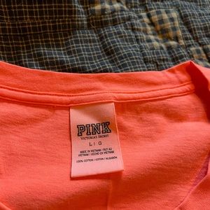 VS PINK shirt sleeve, great condition